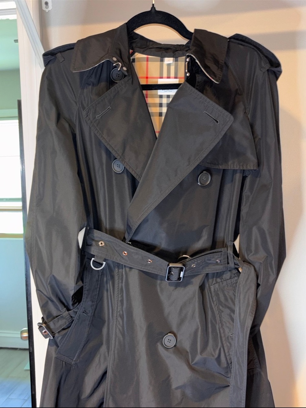 Burberry Black Trench with Signature Beige Plaid Lining
